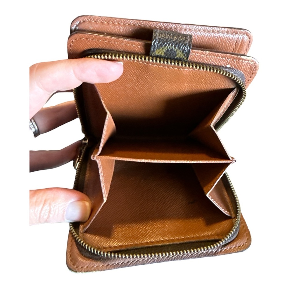 Louis Vuitton Monogram Compact Zip Wallet Snap Coin Pocket Vintage LV - Picture 6 of 9